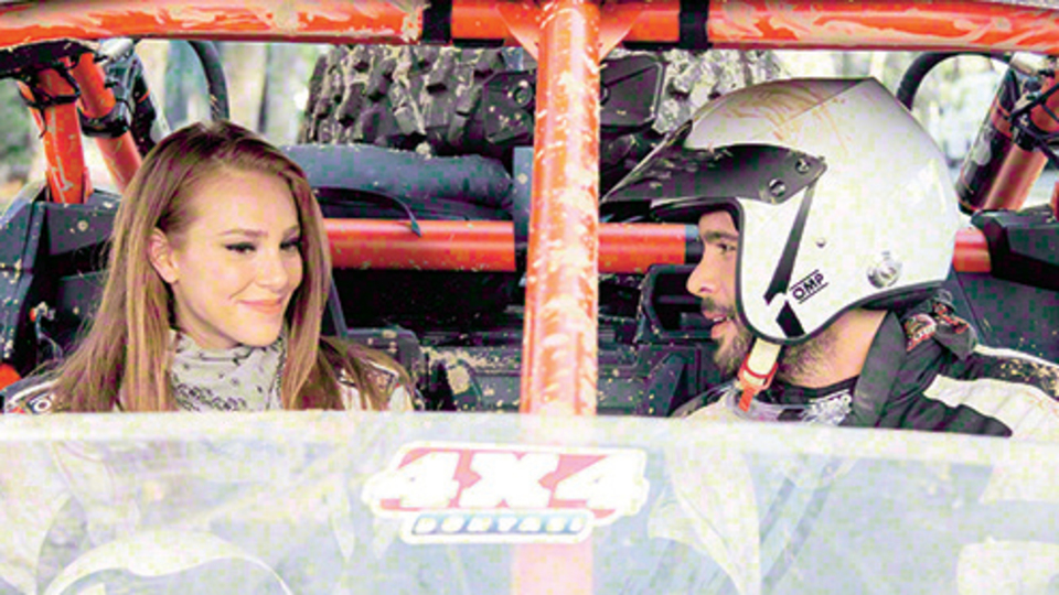 Barış ve Elçin yoldan çıktı!