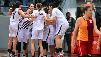 Derbinin rengi siyah-beyaz