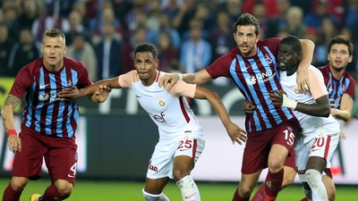 "Bizi hakemle değil futbolla geçsinler!"