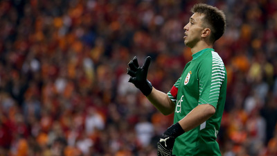 Muslera'dan küfür açıklaması!