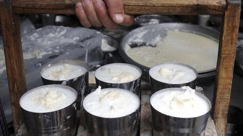 Görücü usulüyle evlendirilen Pakistanlı kadın zehirli ayranla 'en az 13 kişiyi öldürdü'