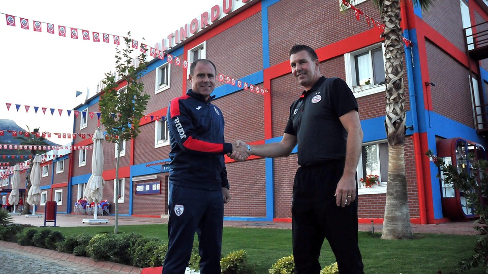 PSV'nin baş scoutu Altınordu'ya geldi