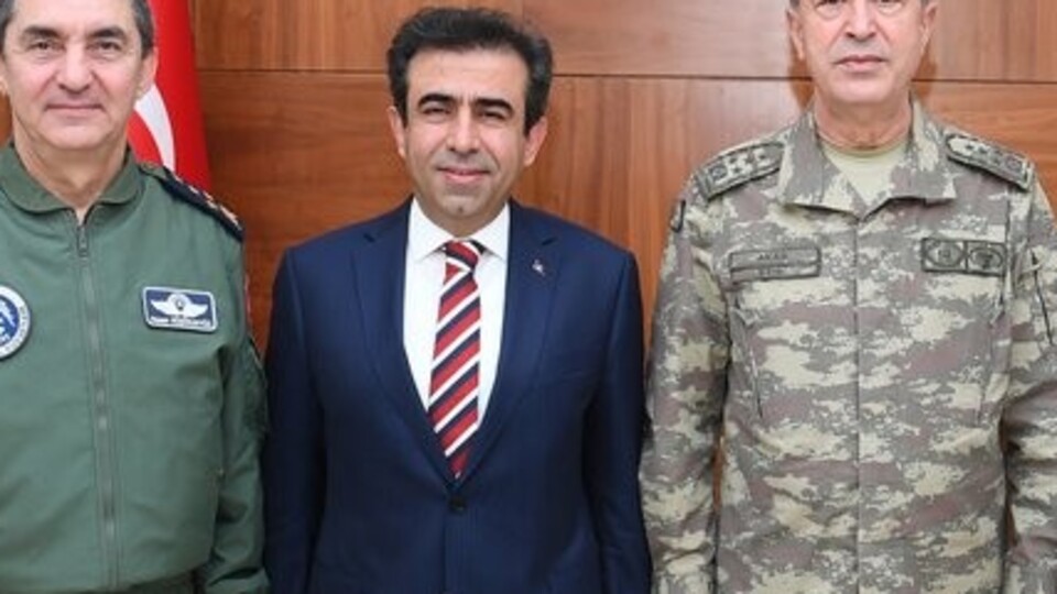 Genelkurmay Başkanı Akar, Hatay ve Diyarbakır'da incelemelerde bulundu