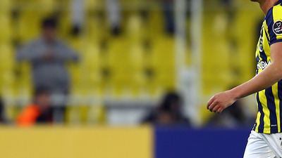 Gol kralı olarak geldi, forma yüzü göremiyor