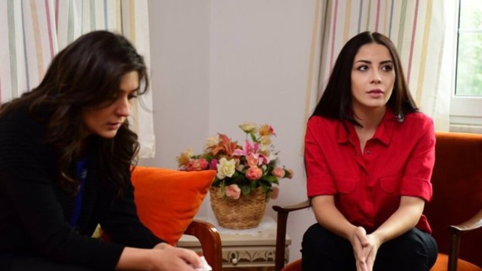 Kanatsız Kuşlar 20. bölümde Ahmet, Zeynep'i karşısına alıyor!