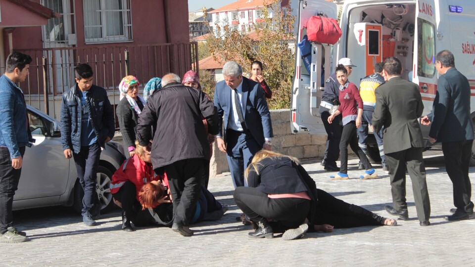 Şehidin kardeşinin feryadı yürek yaktı: Bu haber için kapıyı açmam