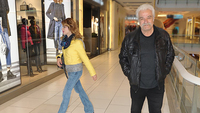 "Kaçma! Karım değil misin?"