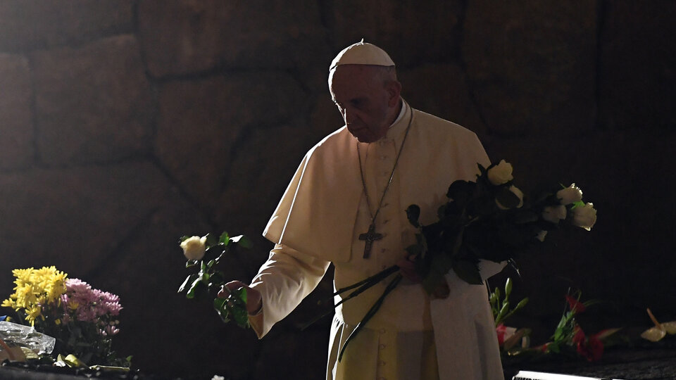 Papa Francis'ten olası nükleer savaşa anlamlı gönderme!