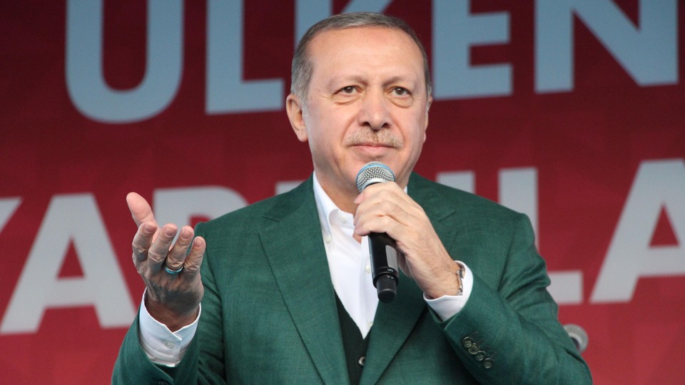 Erdoğan'dan teşkilata mesaj: AK Parti Türkiye'nin üzerinde değildir