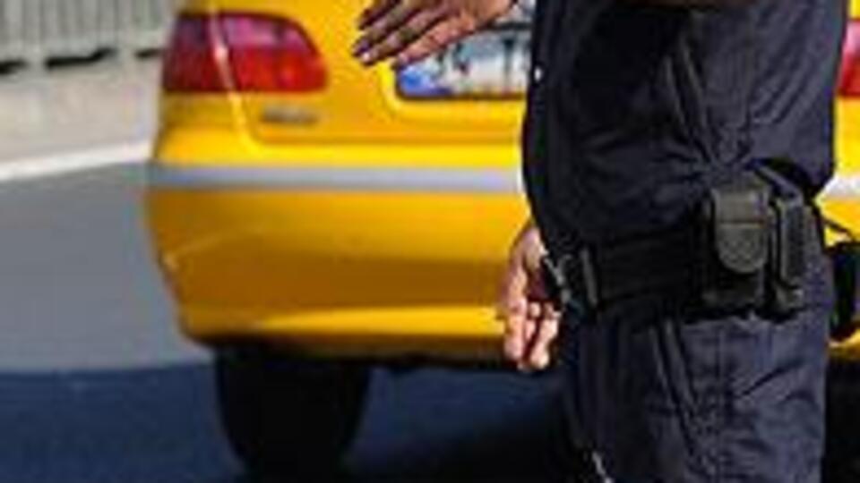 Başkentin göbeğinde şüpheli araç alarmı