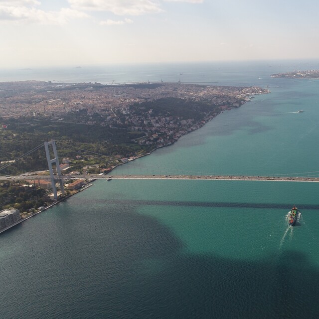 "İstanbul'da 600 bin bina yıkılıp yeniden yapılacak"