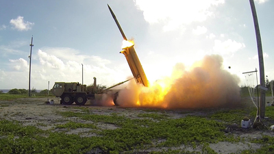 Riyad Kral Halid Havaalanı'nda patlama sesi!