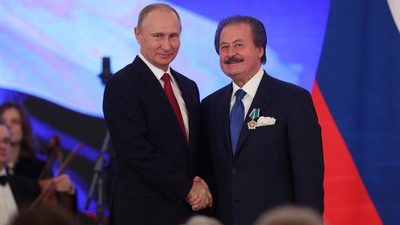 Putin'den Cavit Çağlar'a ödül