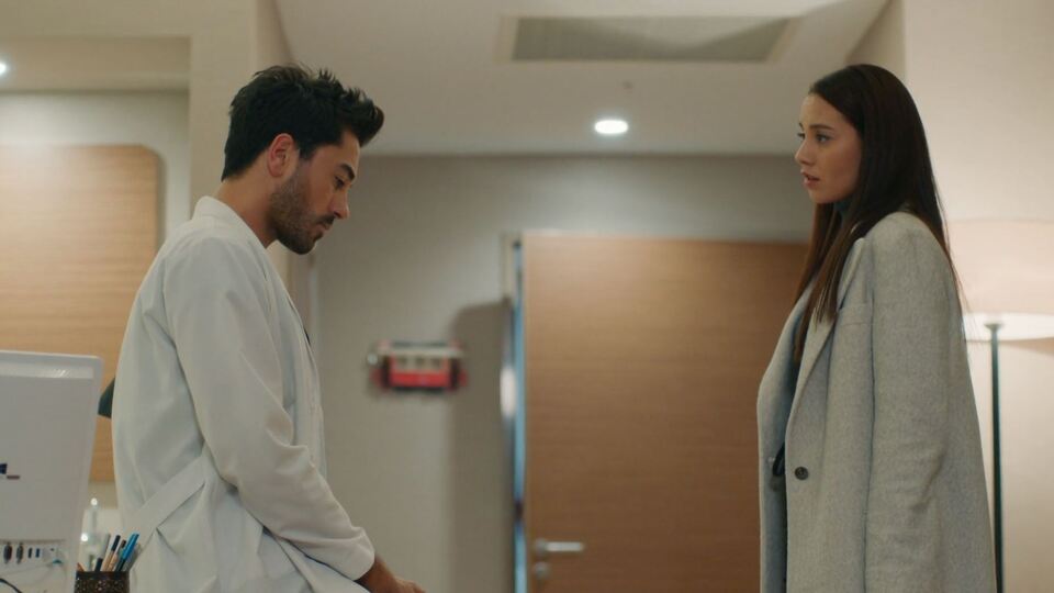 Eylül ve nazlı arasında soğuk rüzgarlar esiyor!