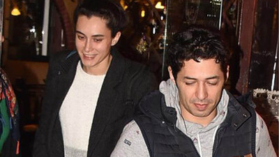 Ayrılık iddialarına el ele cevap!