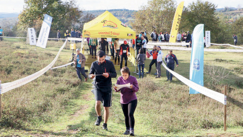 15 ülkeden 350 sporcu yarıştı