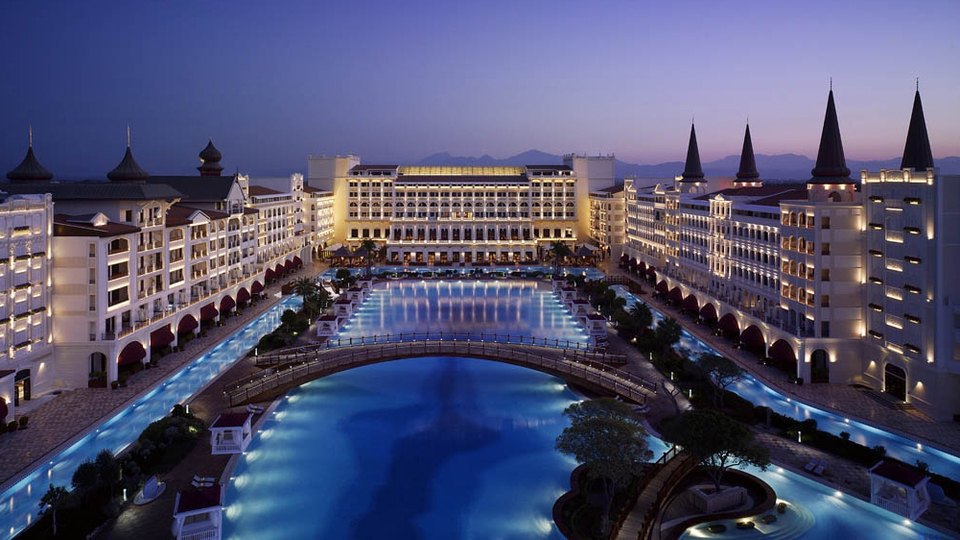 5 dakika beklediler, ihaleye katılan olmadı