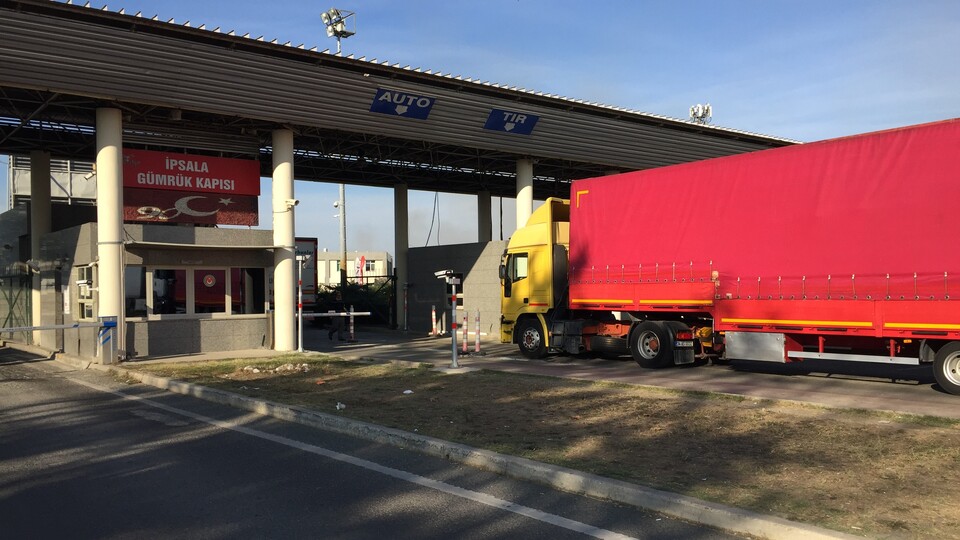 TIR geçişlerine kapanıyor