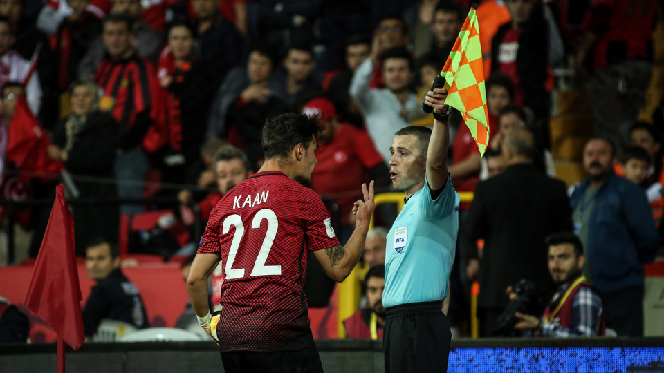 Kaan Ayhan'ın yerine sürpriz isim!