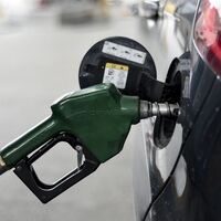 Benzine bir zam daha geliyor