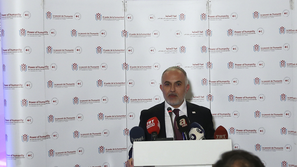 Kızılay Başkanı Kınık, Kızılay-Kızılhaç Avrupa Başkanı oldu
