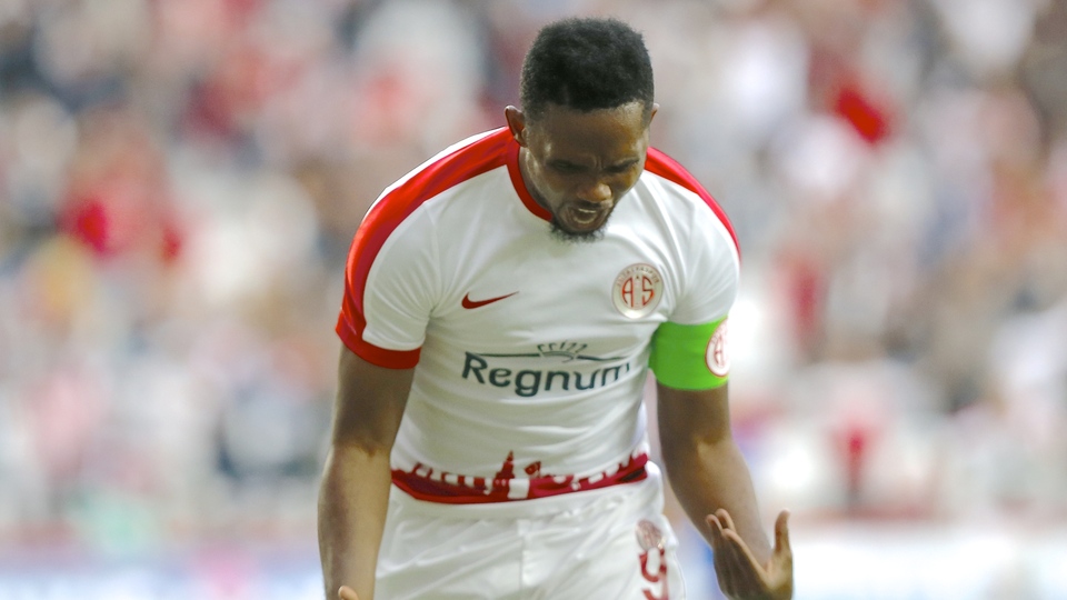 Eto'o, evinde gole daha yakın