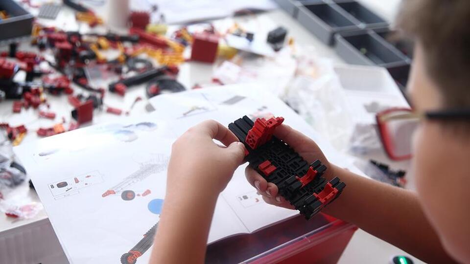 Türkiye, özel yetenekli öğrencilerini seçiyor