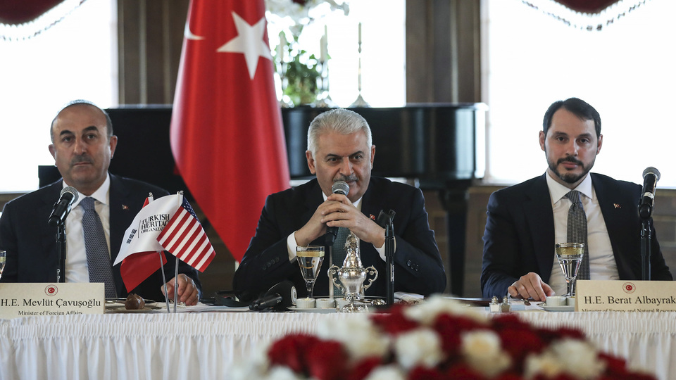Başbakan Yıldırım, Washington'da kanaat önderleriyle bir araya geldi