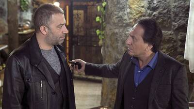 Rıza Baba ve Hüsnü, Mesut'tan şüpheleniyor!