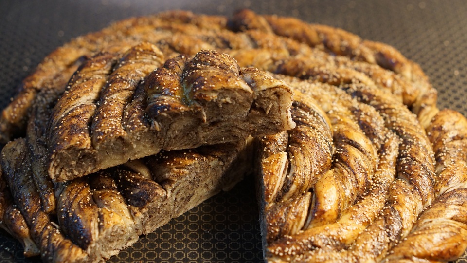 Katar'da gıda fuarına giden Türk iş adamına 'ekmek'ten gözaltı