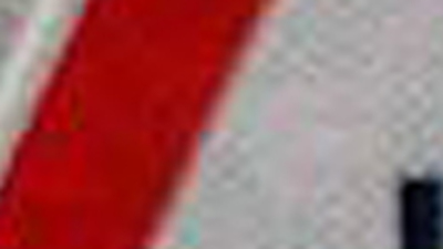 Diyarbakır'da öğretmenleri taşıyan servis devrildi!