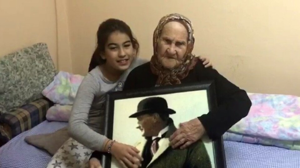 Atatürk'ü 4 kez gören Ayşe Nine o günü anlattı