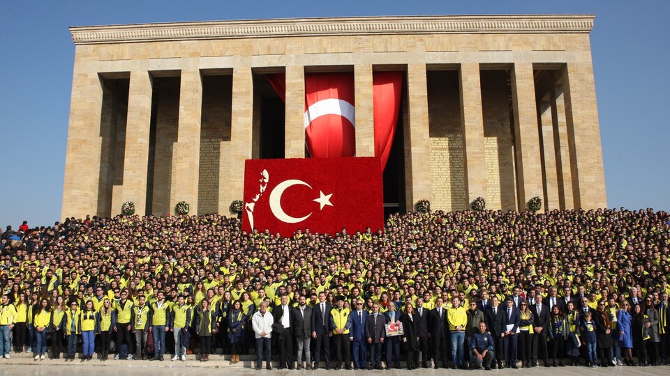 Ali Koç ve Fenerbahçeliler, Ata'nın huzurunda!