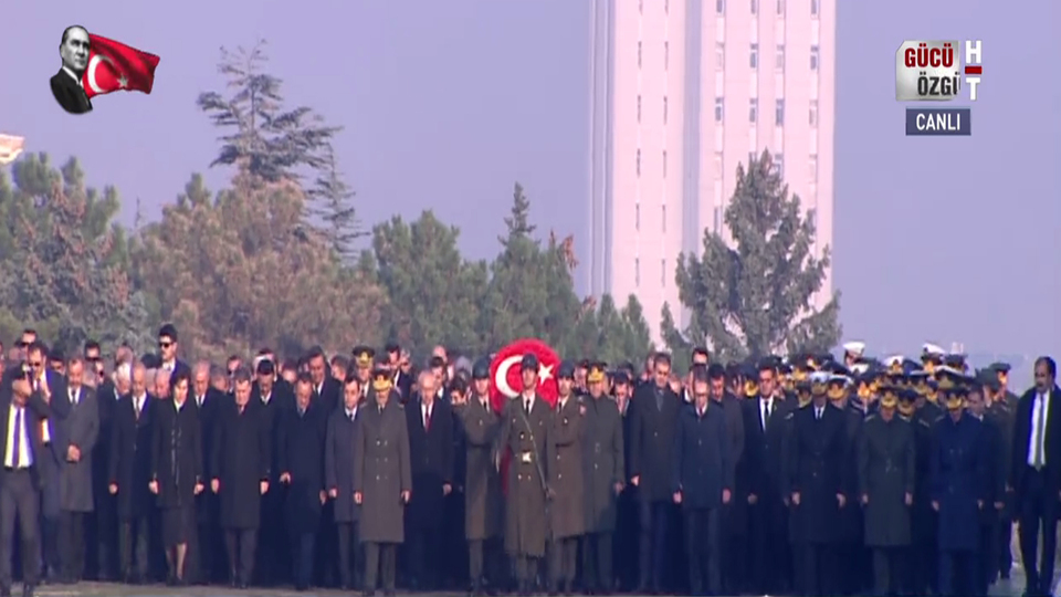 Atatürk'ü anıyoruz! Devlet erkanı Anıtkabir'e çıktı