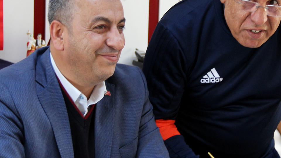 Hüseyin Kalpar imzayı attı