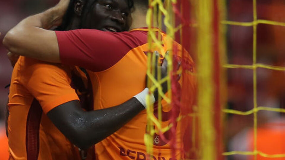 G.Saray'da diziliş değişiyor