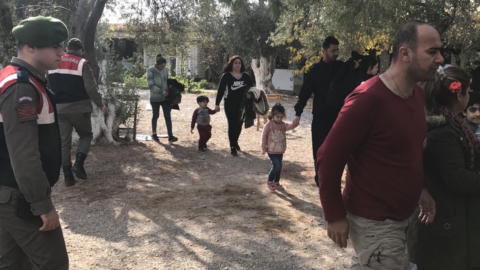Çanakkale'de 29 yabancı uyruklu kaçak yakalandı