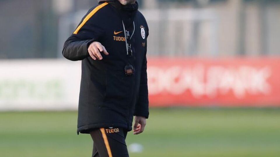 Tudor golcü istiyor!