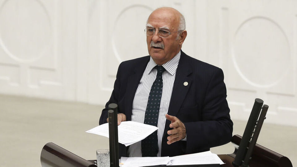 İsmail Kahraman ve Zekeriya Temizel'in adaylık dilekçeleri verildi