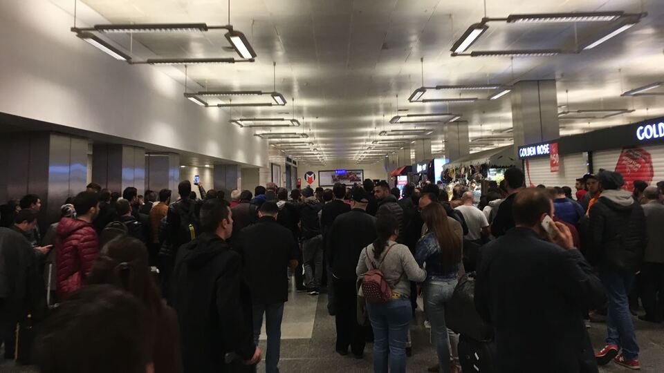 Atatürk Havalimanı metro istasyonunda alarm!