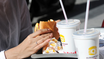 Binden fazla restoranı olan Türk gıda devi ABD'de borsaya açılıyor
