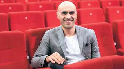 'Kadınlar gülecek, erkekler öğrenecek'