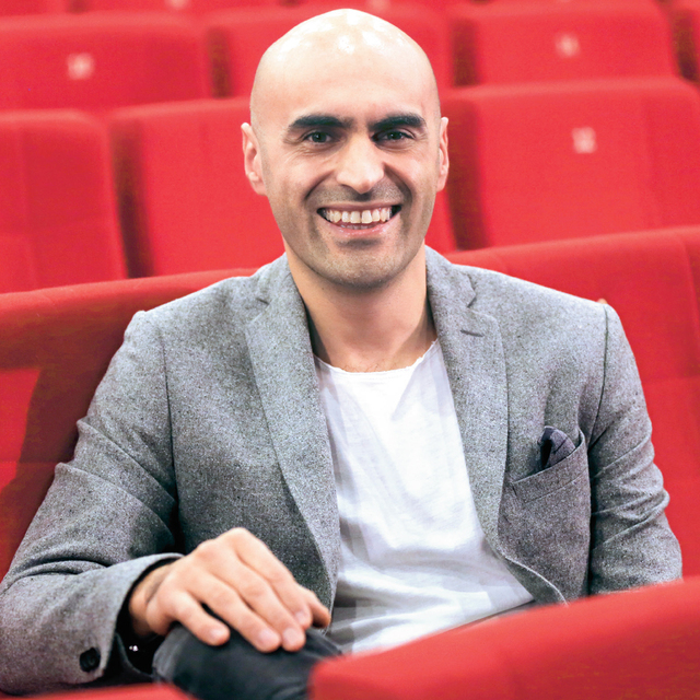'Kadınlar gülecek, erkekler öğrenecek'