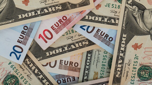 Dolar ve euro güne nasıl başladı? Günün ilk rakamları