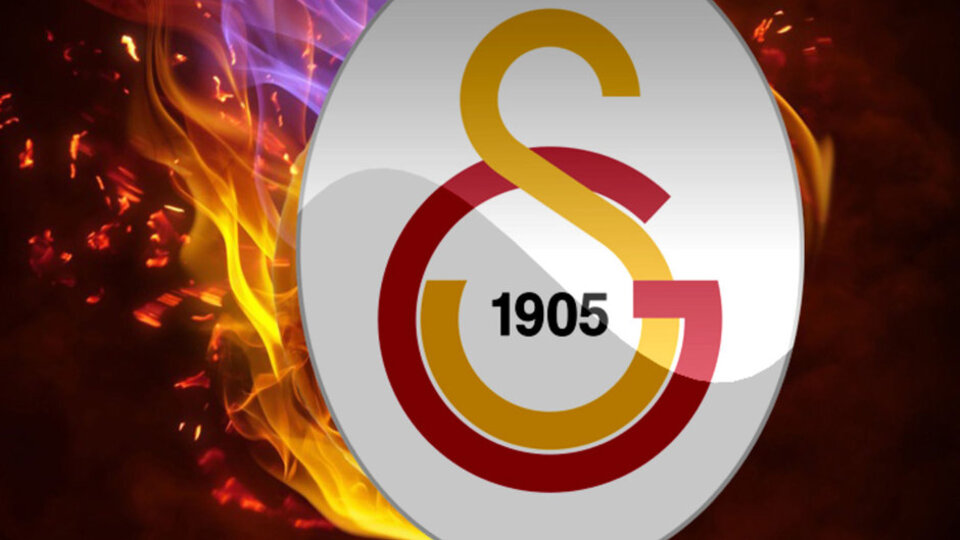 Yıldız futbolcu açıkladı: "Galatasaray'ı tutuyorum"