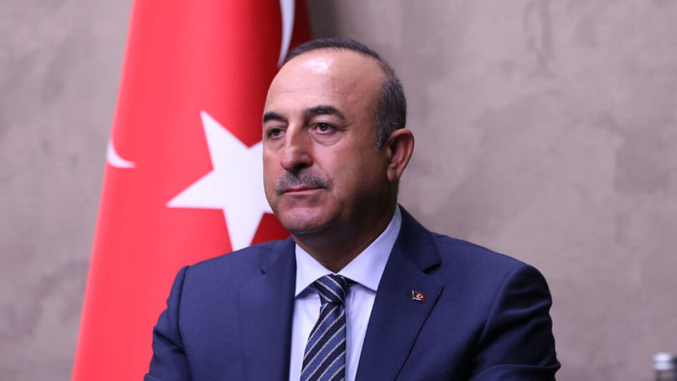 Bakan Çavuşoğlu: FETÖ üyelerine 'Schengen bölgesinden çıkmayın' talimatı verildi
