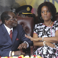 Askeri darbe 41 yaş genç First Lady'ye mi yapılıyor?