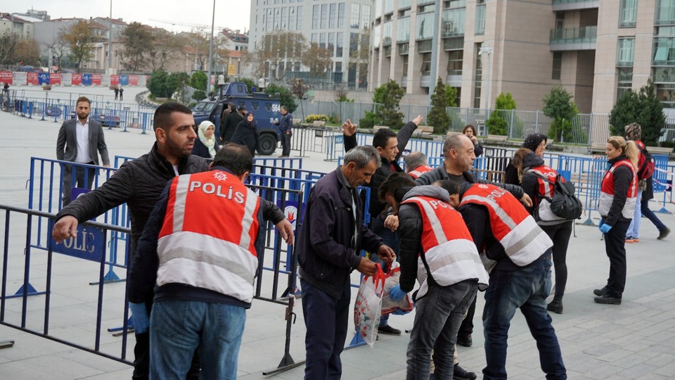 Berkin Elvan davası ertelendi! Elvan ailesinden açıklama