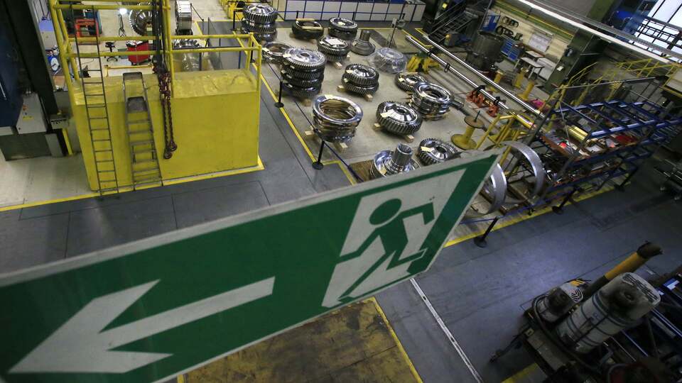 2 fabrika kapatılacak! 7 bin kişi daha işten çıkarılıyor