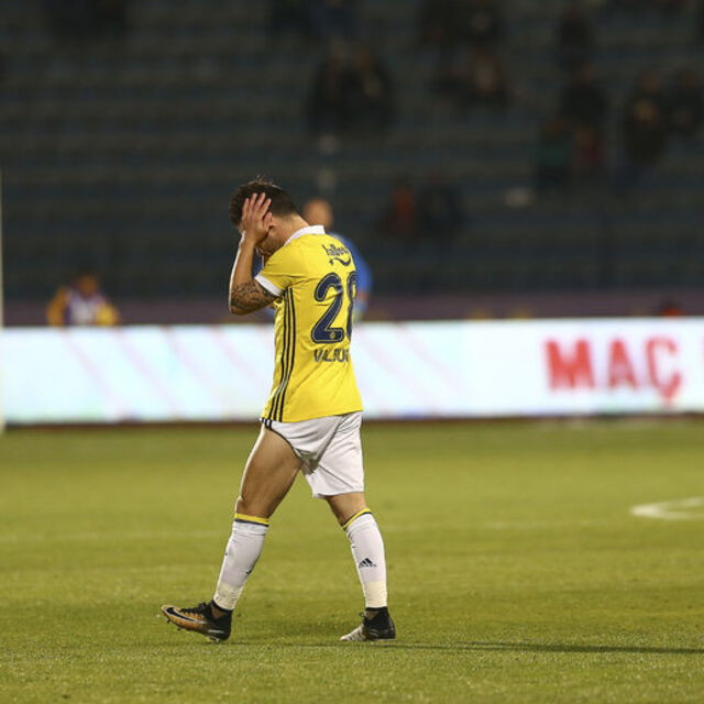 Fenerbahçe'de Sivas maçı öncesi iki önemli eksik!